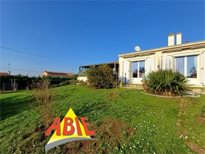 maison-villa à la vente -   85200  SAINT-MICHEL-LE-CLOUCQ, surface 183 m2 vente maison-villa - APR661325